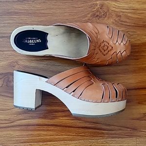 Swedish Hasbeens Mule Clogs